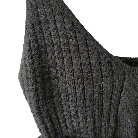 Amazon Sweaty Rocks Black Waffle Ruffle Hem Peplum Cropped Knit Tank Top Size M - Picture 4 of 9